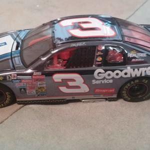 Meet your Posher, George